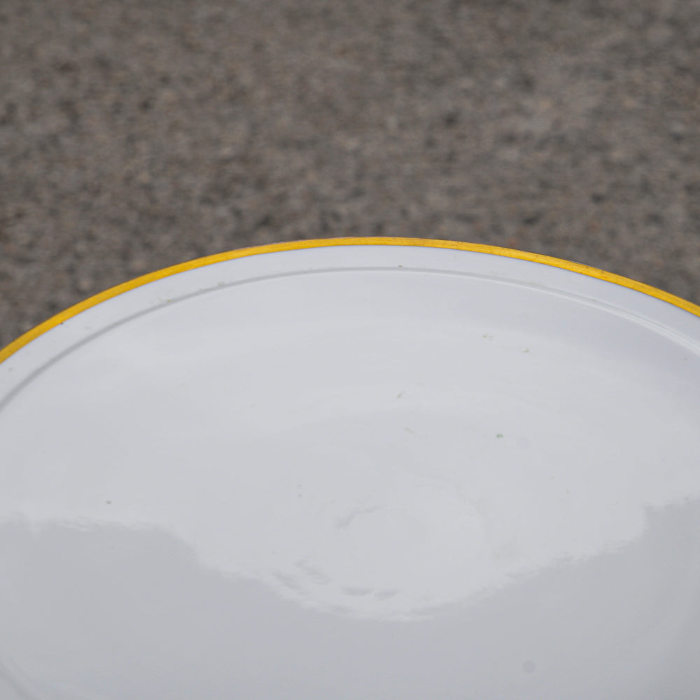 Alzatina Meissen porcellana bianca con filetto oro Germania epoca 700