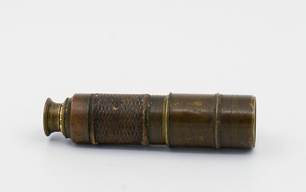 Cannocchiale piccolo navale nave ottone e vetro funzionante segni del tempo epoca 900