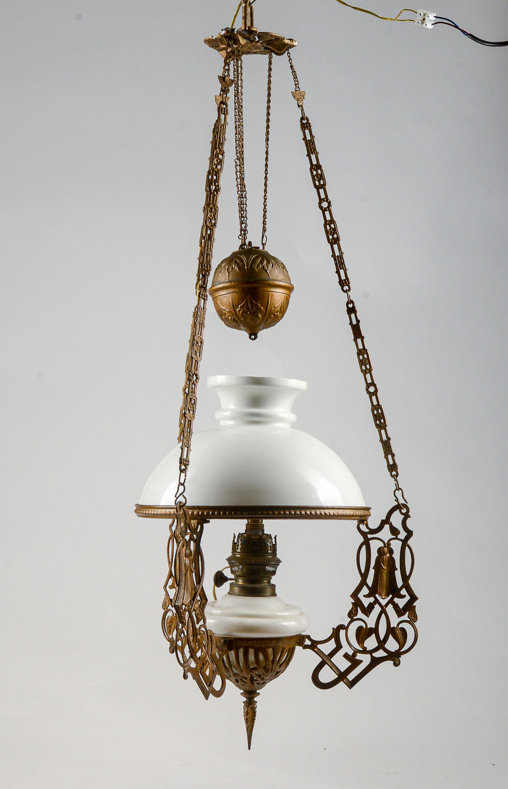 Lampadario in metallo con catene saliscendi epoca art noveau liberty