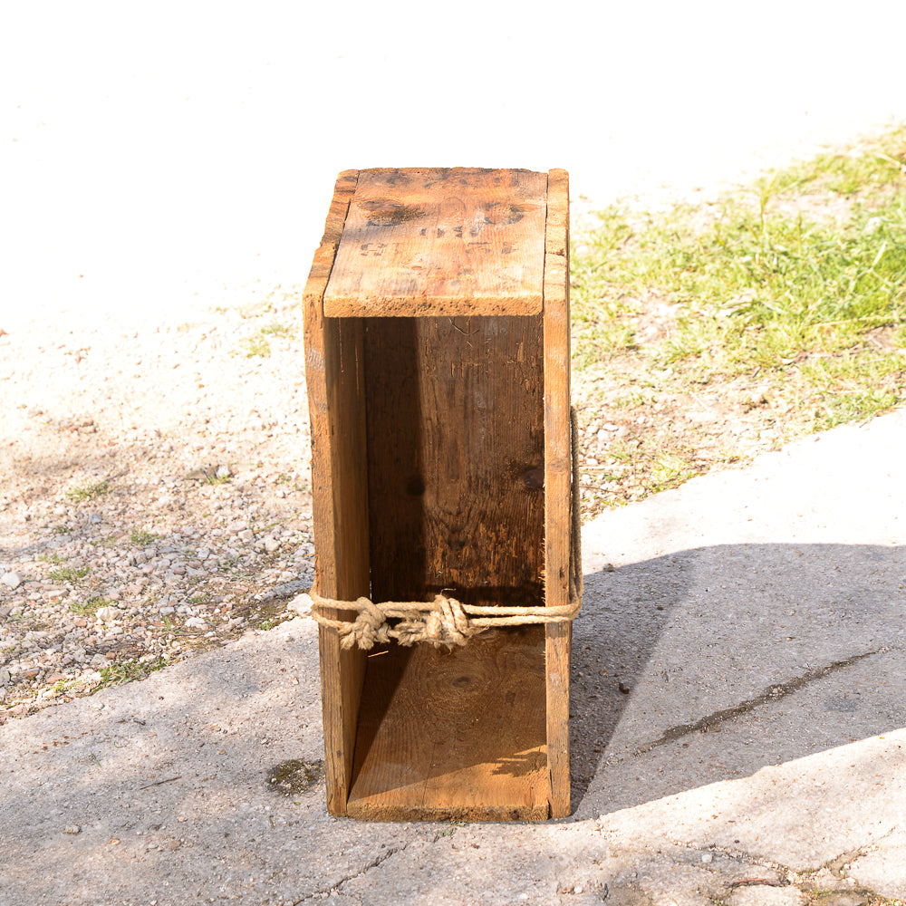 Casetta in legno di abete primo 900