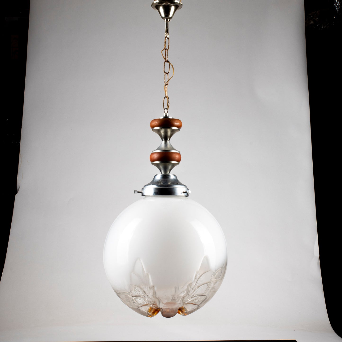 Lampadario vintage anni 70 grande sfera stile Mazzega