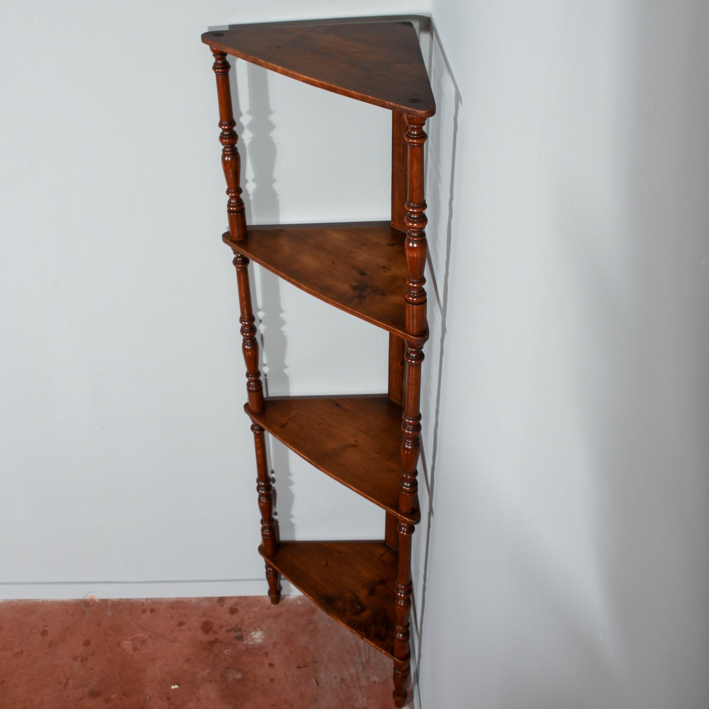 Angoliera a giorno con torniture epoca 1800