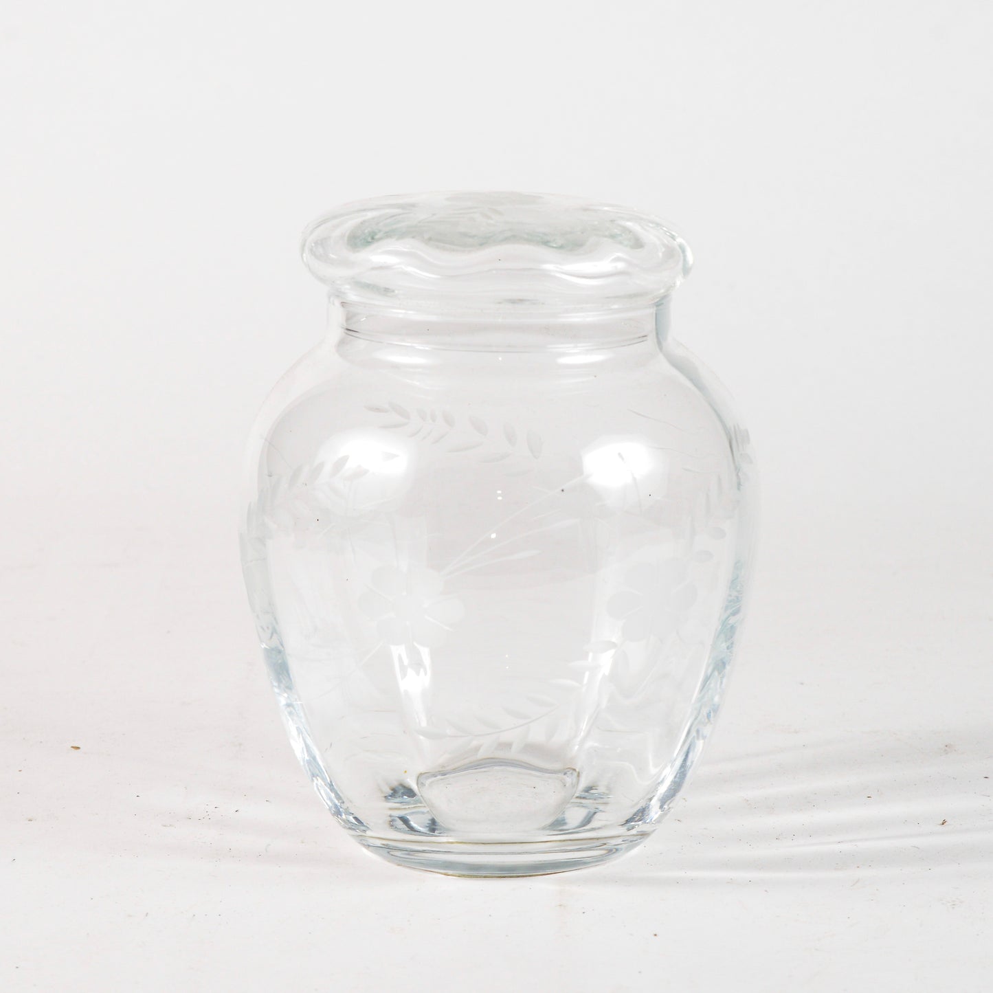 Vaso in vetro smerigliato con decoro floreale Italia XX secolo