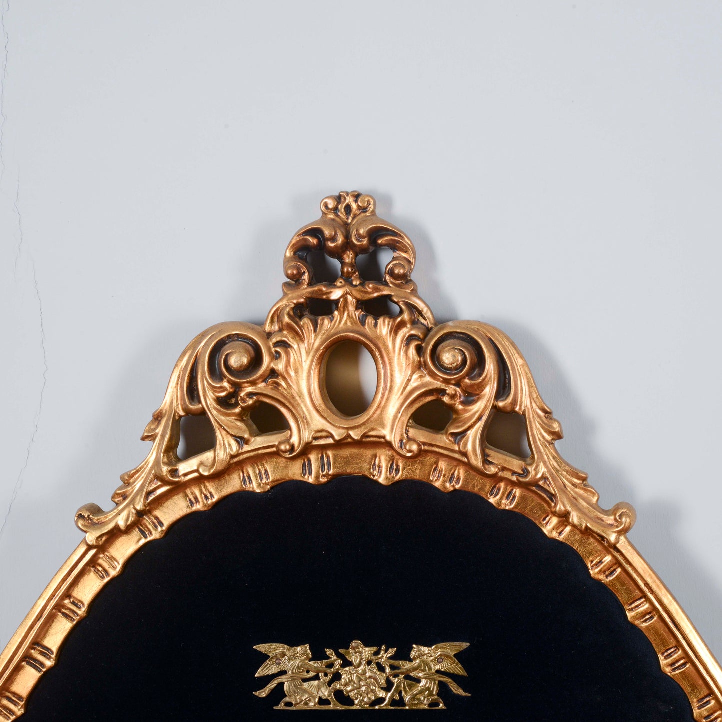 Appendiabiti cornice dorata lavorata XX secolo