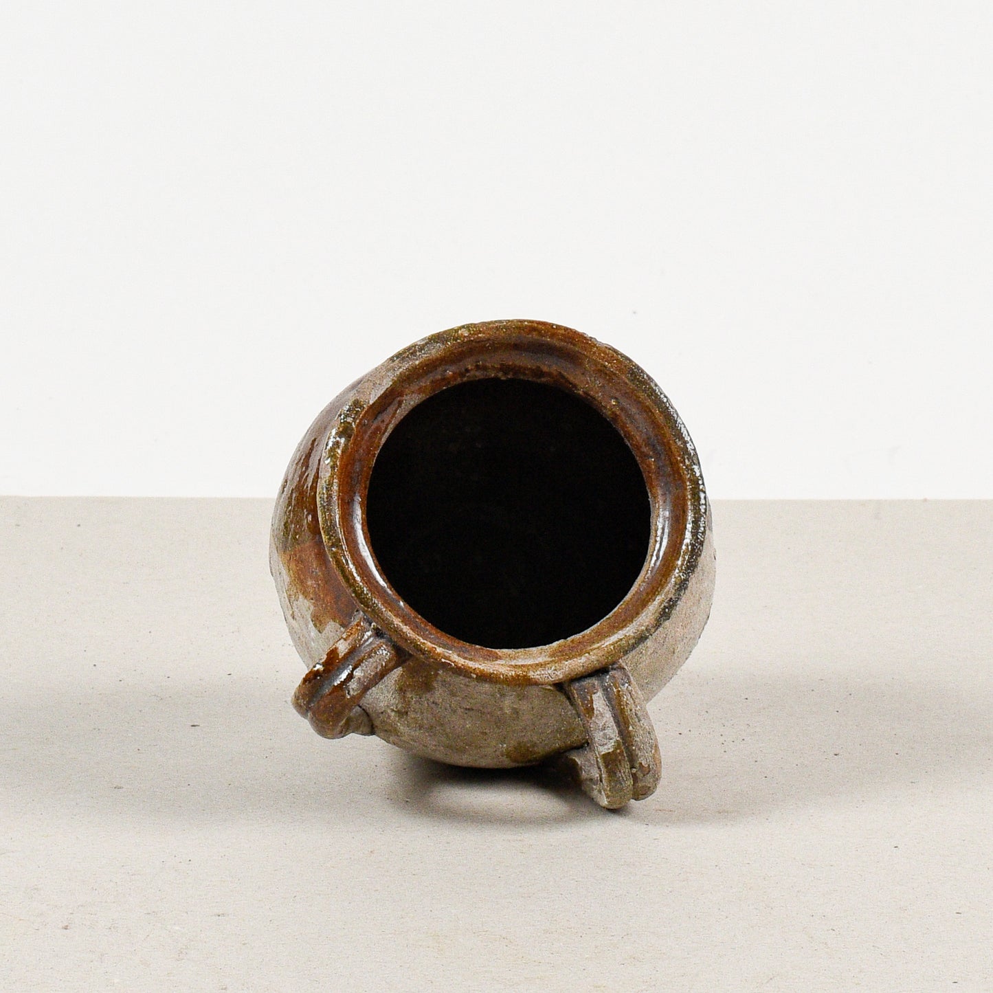 vaso terracotta antico con doppio manico