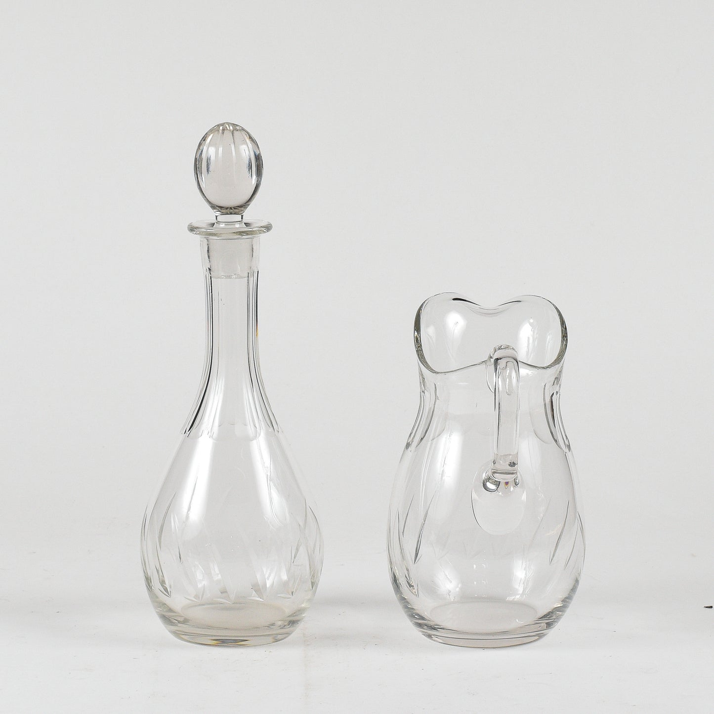 set acqua e vino in vetro smerigliato