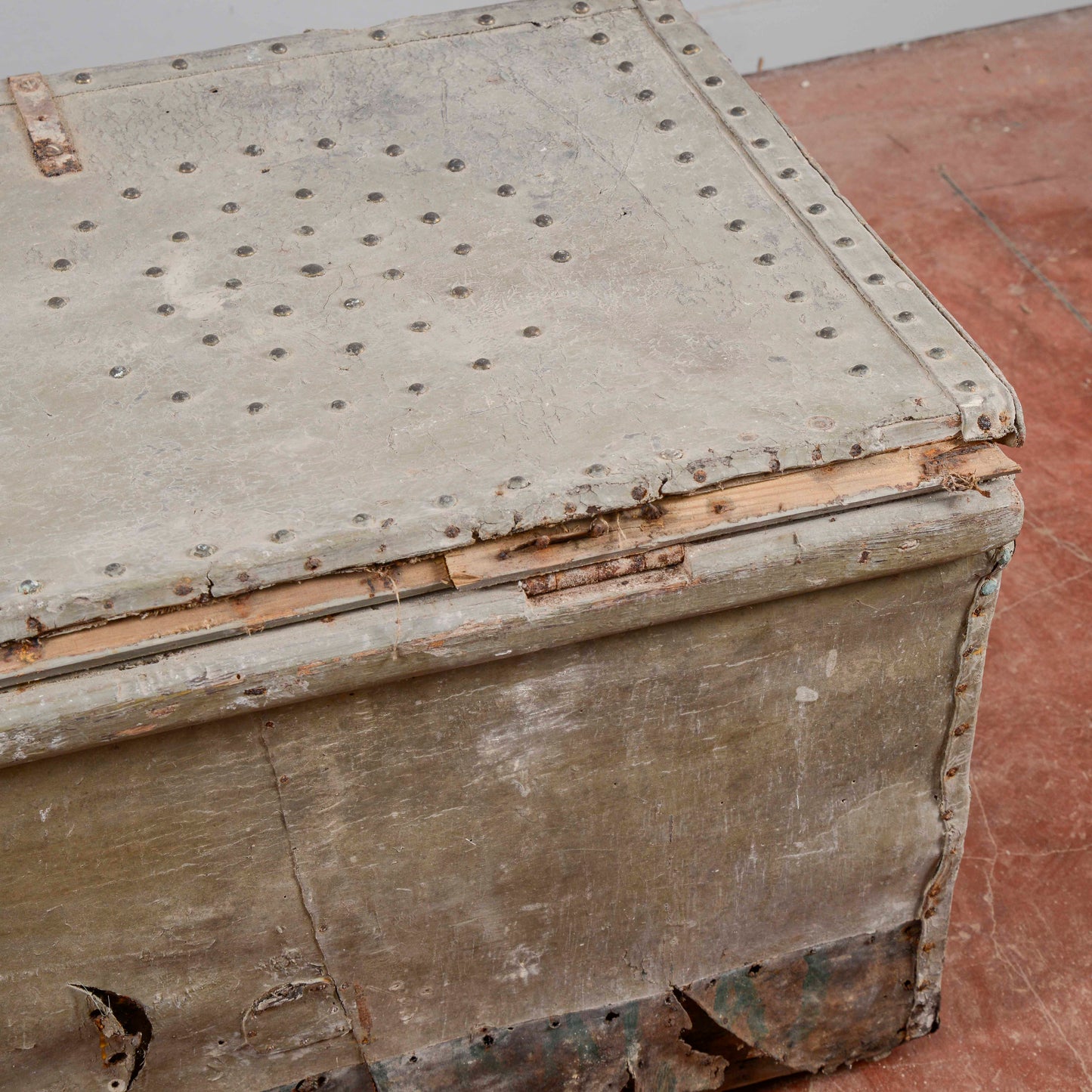 Antico Baule Da Restaurare