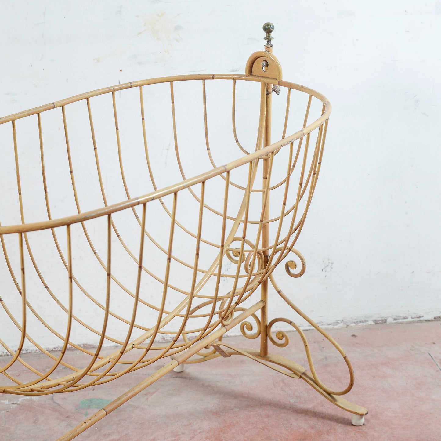 Culla in ferro battuto vintage