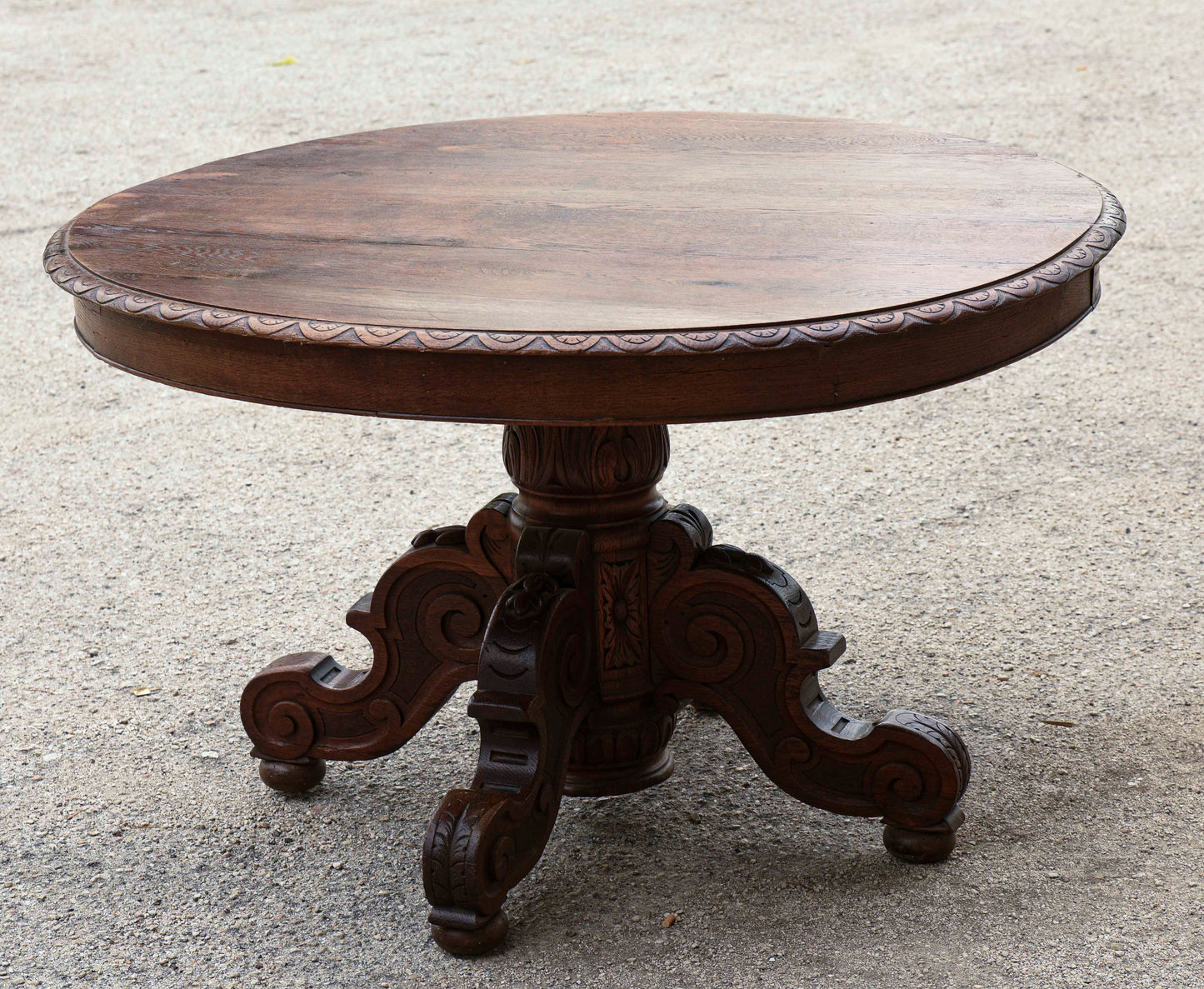 Tavolo rotondo allungabile in rovere epoca fine 800