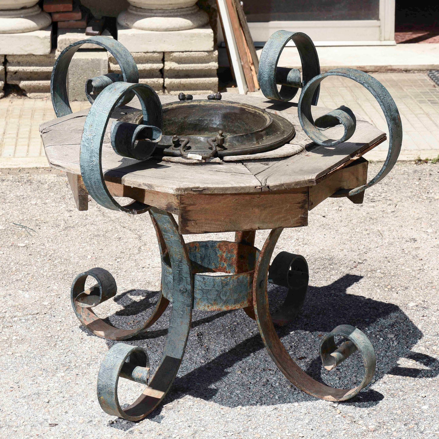Braciere base metallo vintage destrutturato