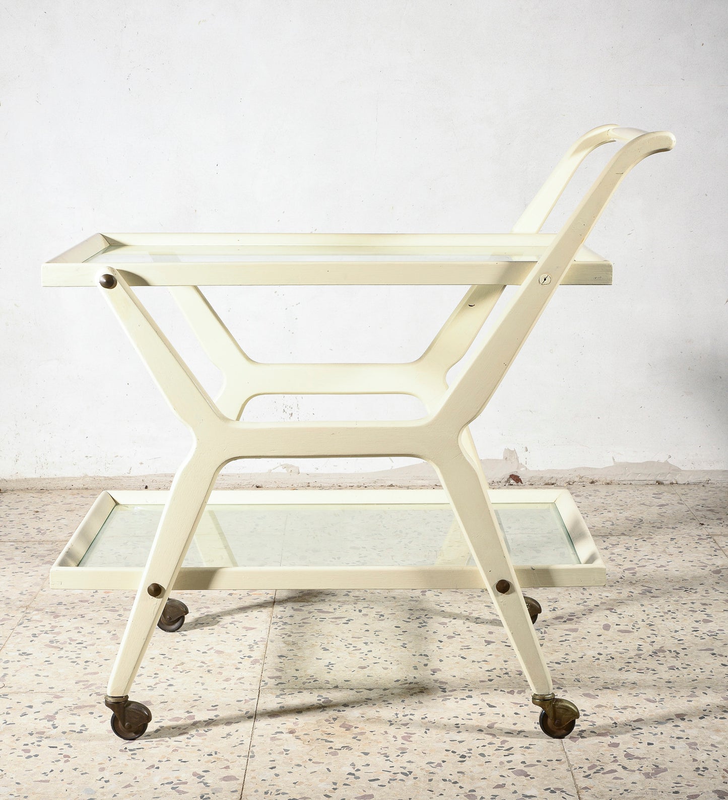 Carrello portavivande in legno laccato bianco Italia 1970