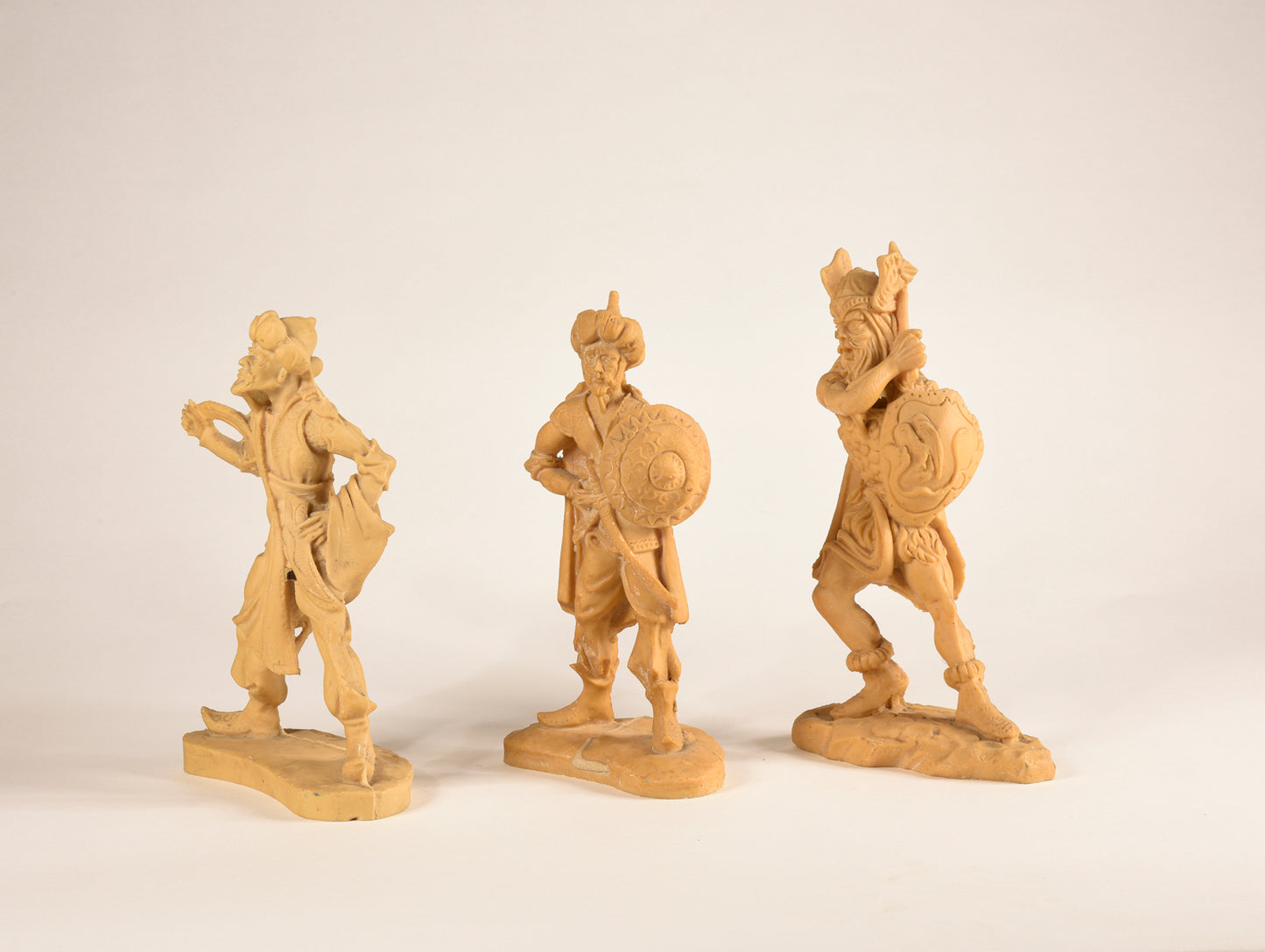 Gruppo di 3 statue in resina anni ' 70