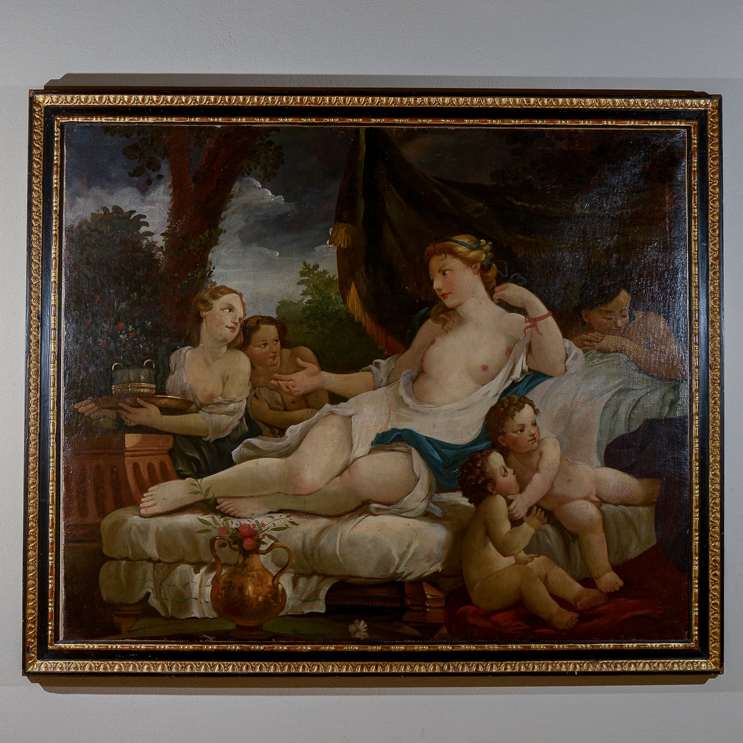 dipinto dunna su dormeuse con putti e ancelle
