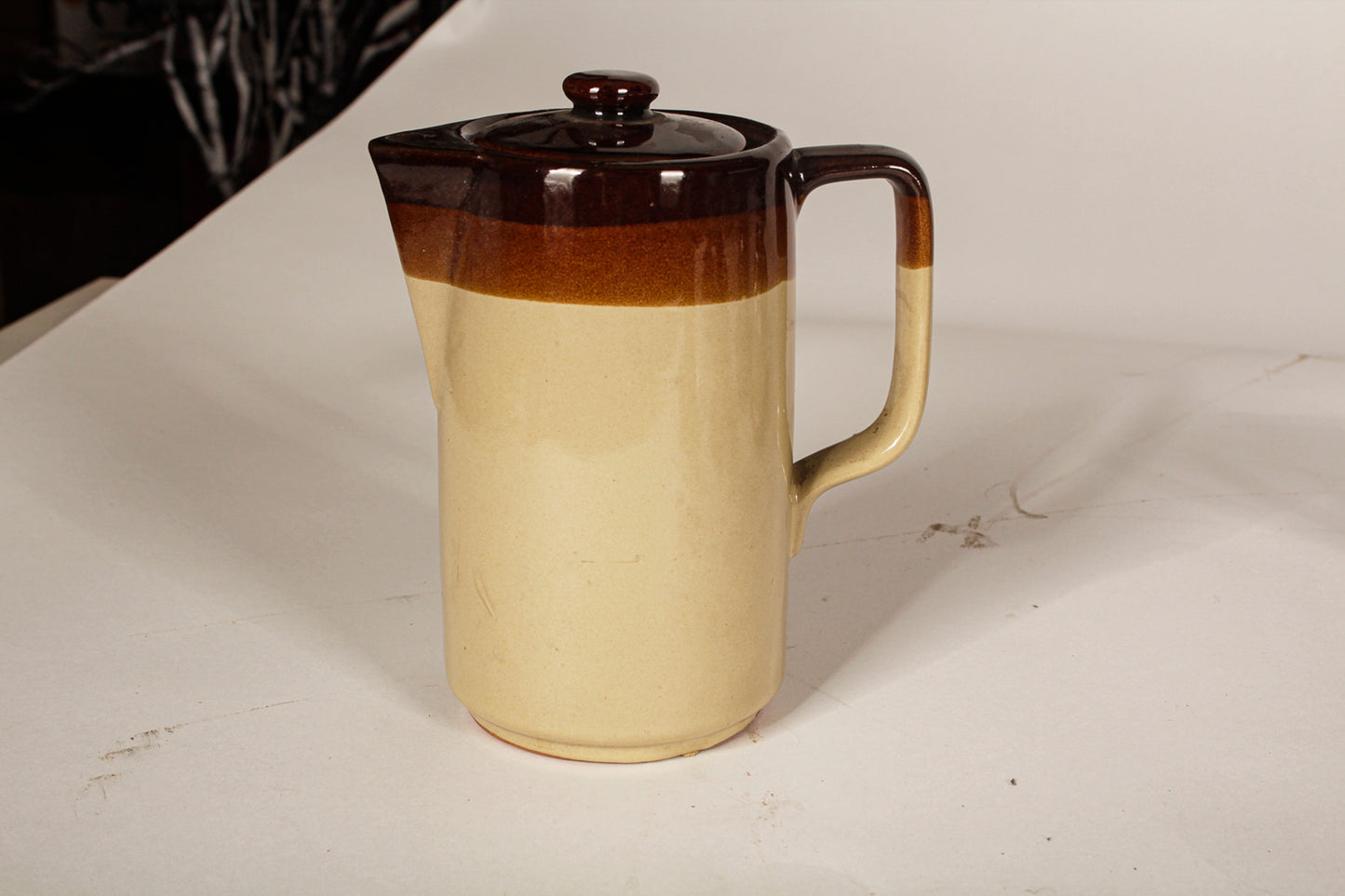 SERVIZIO DA CAFFé IN TERRACOTTA SMALTATA MARRONE E GIALLO CREMA ITALIA 1970