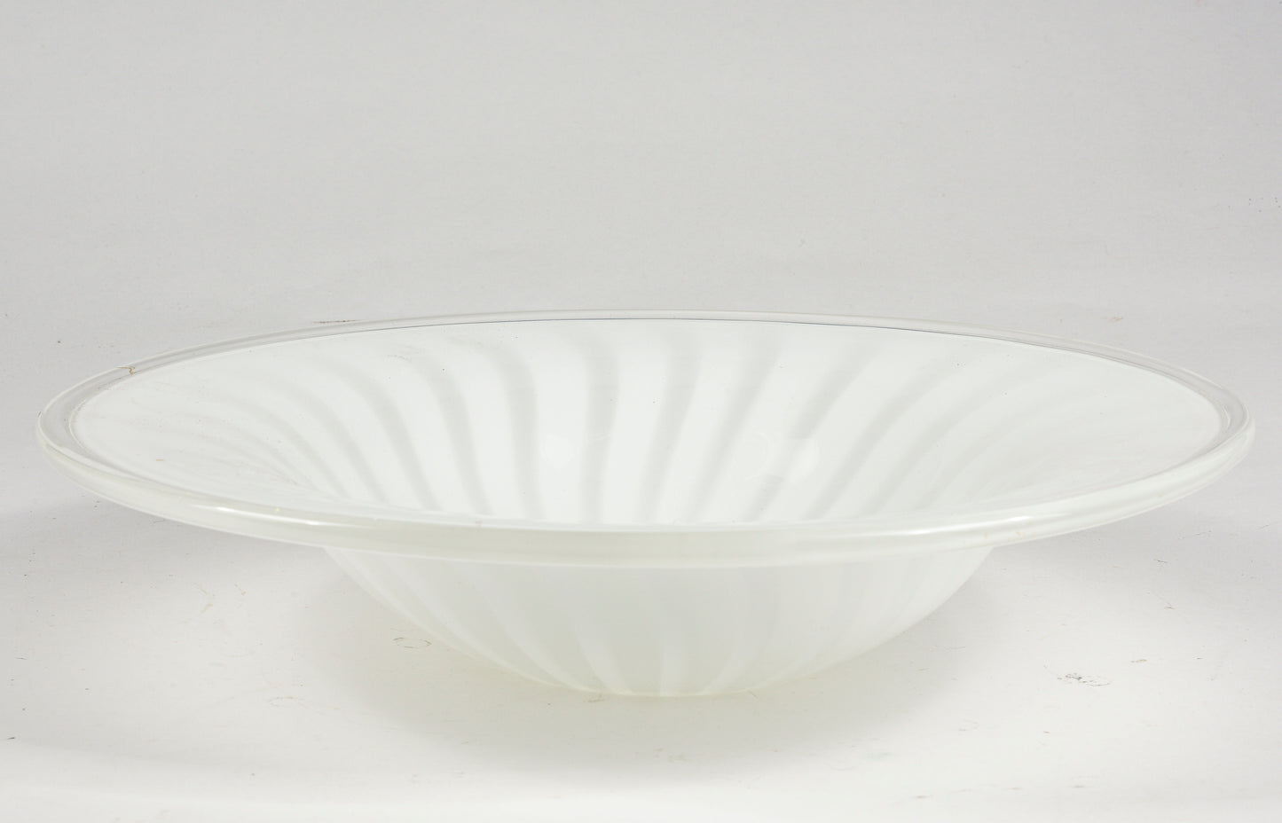 Piatto, ciotola, centrotavola in vetro striato Murano 1980