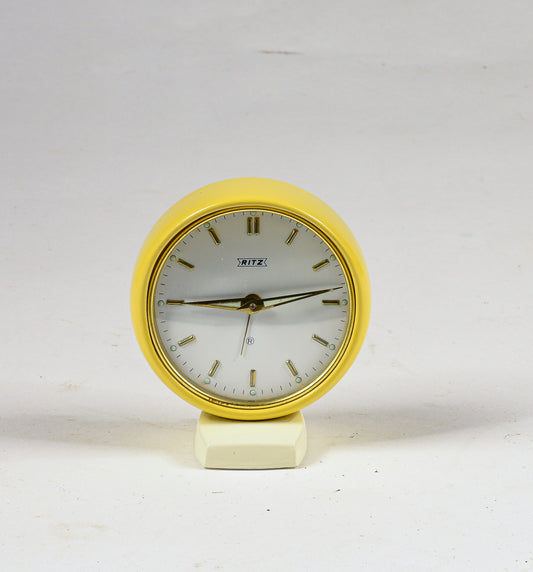 Sveglia orologio Ritz  gialla rotonda con suoneria vintage  Italia 1960