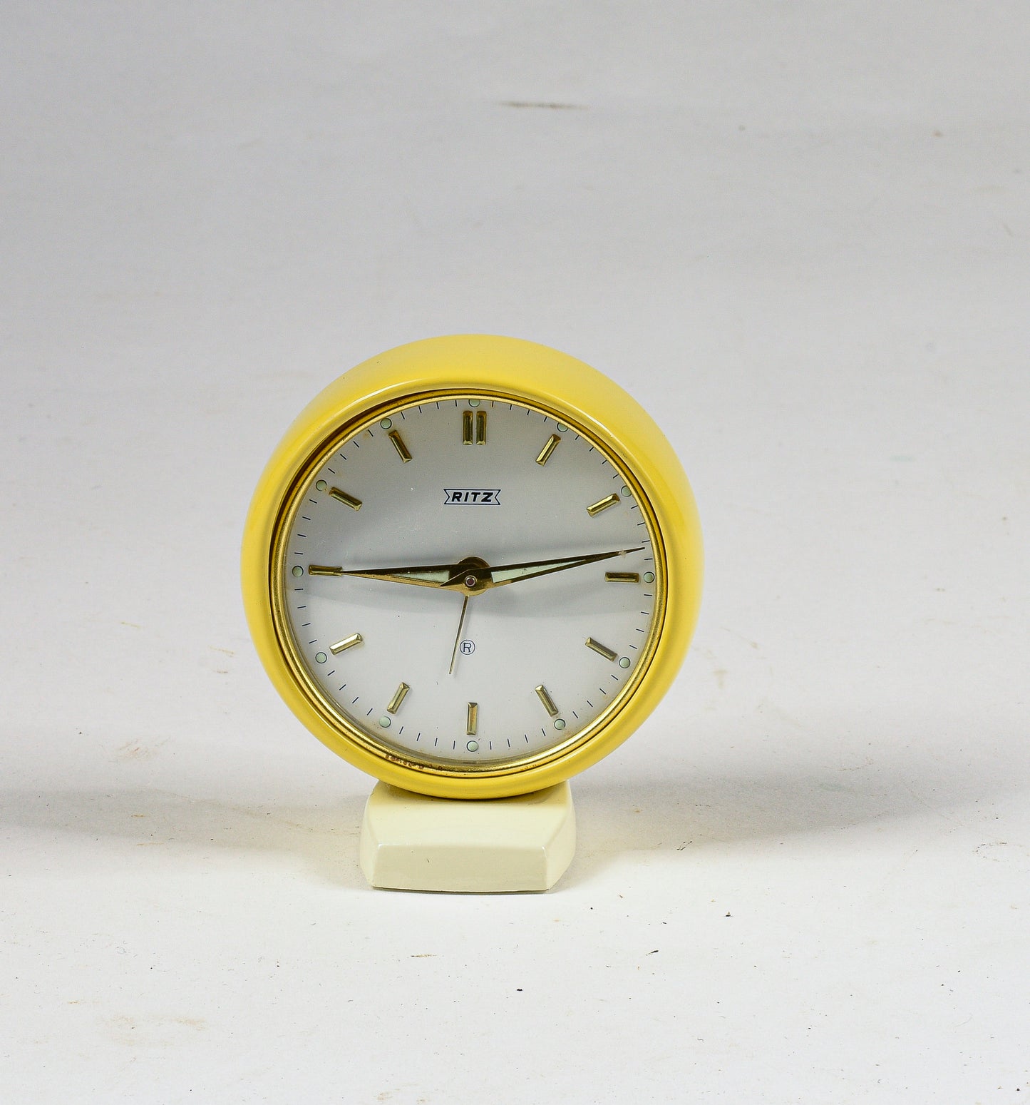 Sveglia orologio Ritz  gialla rotonda con suoneria vintage  Italia 1960