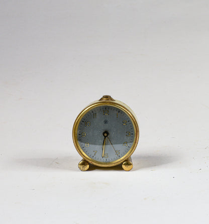 Sveglia in metallo cromato oro e panna vintage  Italia 1950