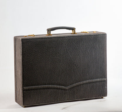 Valigia borsa portadocumenti 24 ore in pelle e ottone Italia 2000