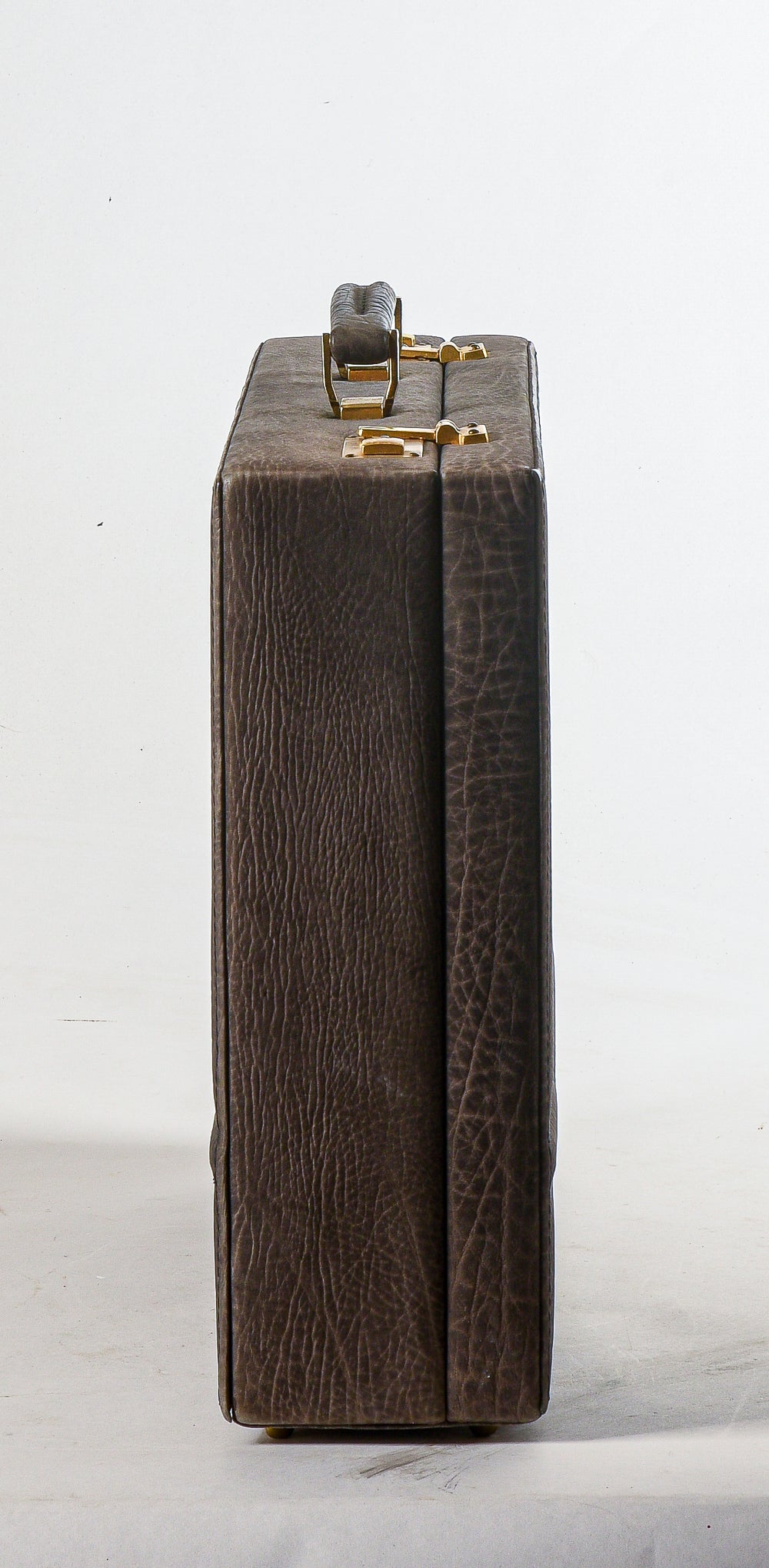 Valigia borsa portadocumenti 24 ore in pelle e ottone Italia 2000
