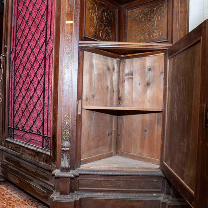 Credenza libreria legno massello scantonata tre ante griglia in metallo senza cimasa