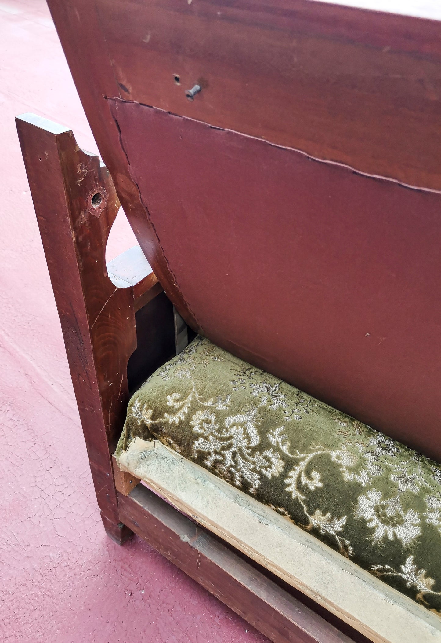 Divano letto  in tessuto damascato Italia epoca Liberty Art Nouveau