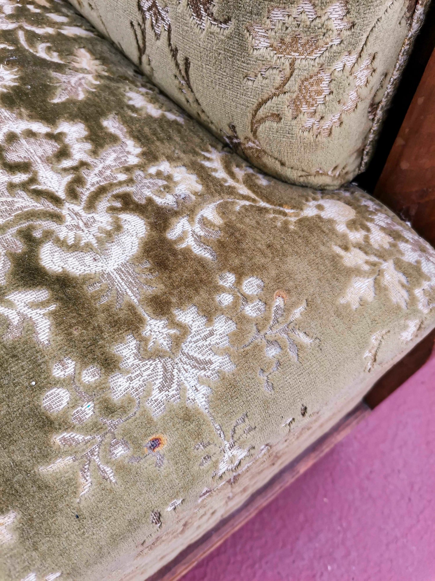 Divano letto  in tessuto damascato Italia epoca Liberty Art Nouveau