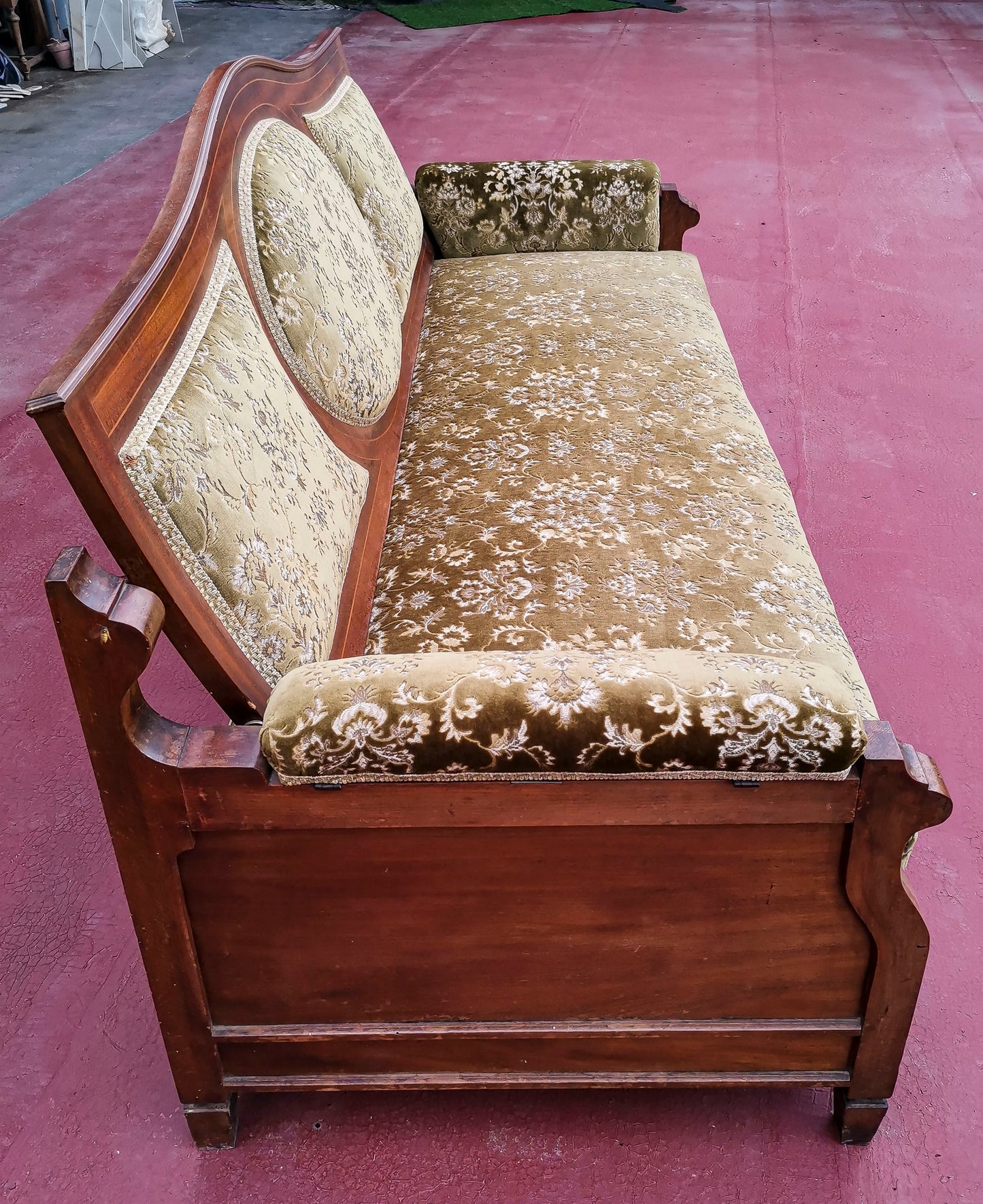 Divano letto  in tessuto damascato Italia epoca Liberty Art Nouveau