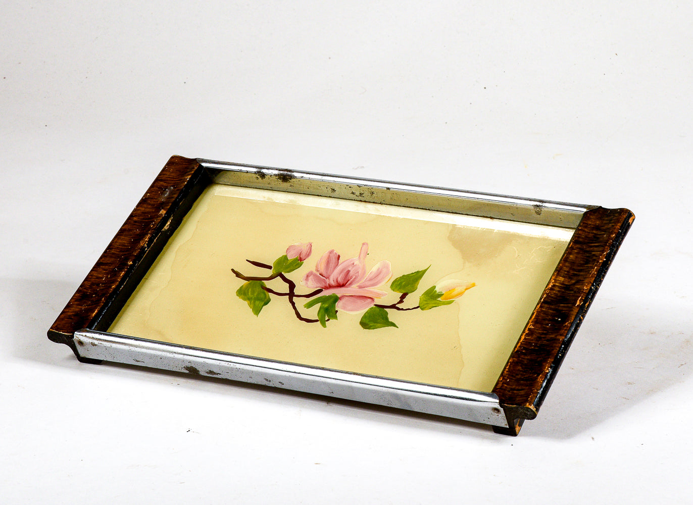 Vassoio piccolo in metallo e  legno anni  50 con fiore dipinti
