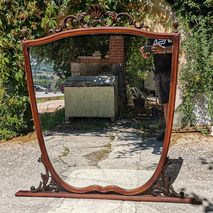 Specchio specchiera in legno mossa e  intagliata Italia  1950