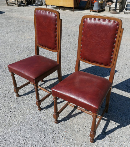coppia sedie in vilpelle rosso bordeaux anni 80