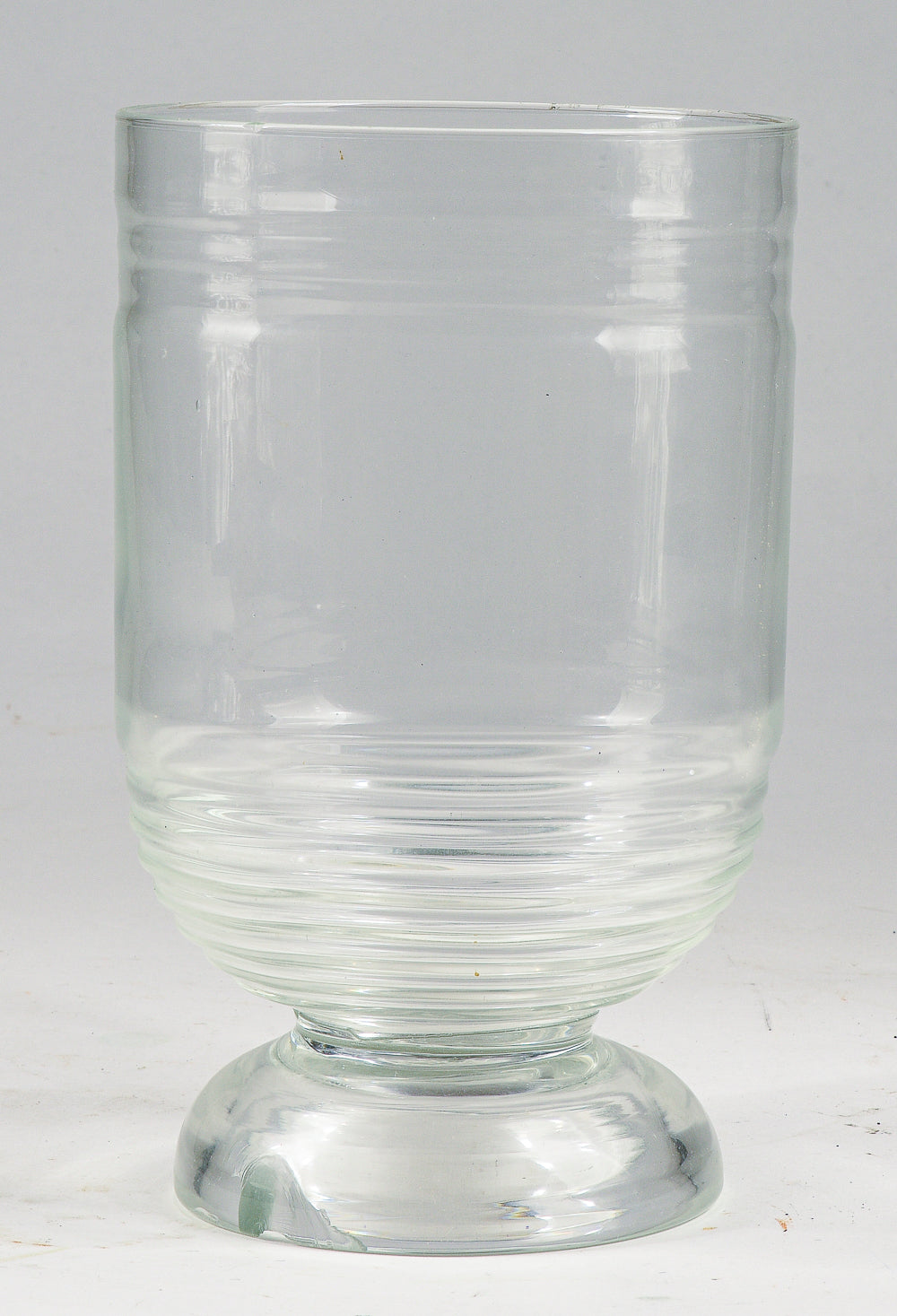 Vaso in vetro lavorato a mano manifattura Art Decò Italia 1940