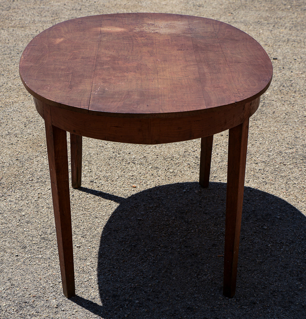 Tavolo ovale in ciliegio massello piede spillo stile neoclassico direttorio Italia 1800