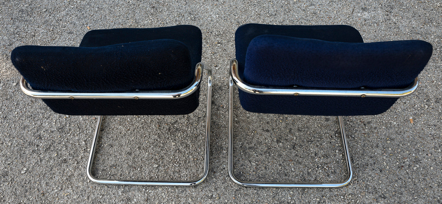 Coppia sedie design vintage tessuto velluto blu e struttura in acciaio Italia  1960