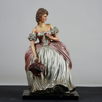 scultura Cacciapuoti donna ragazza con cestino di fiori dama ceramica