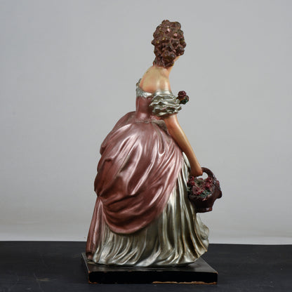 scultura Cacciapuoti donna ragazza con cestino di fiori dama ceramica