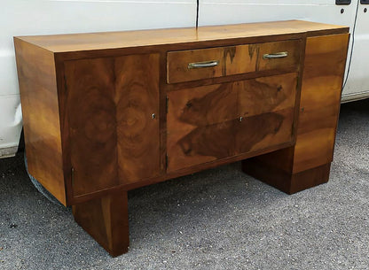 Credenza con specchiera  impellicciata in noce design Italiano Art Decò