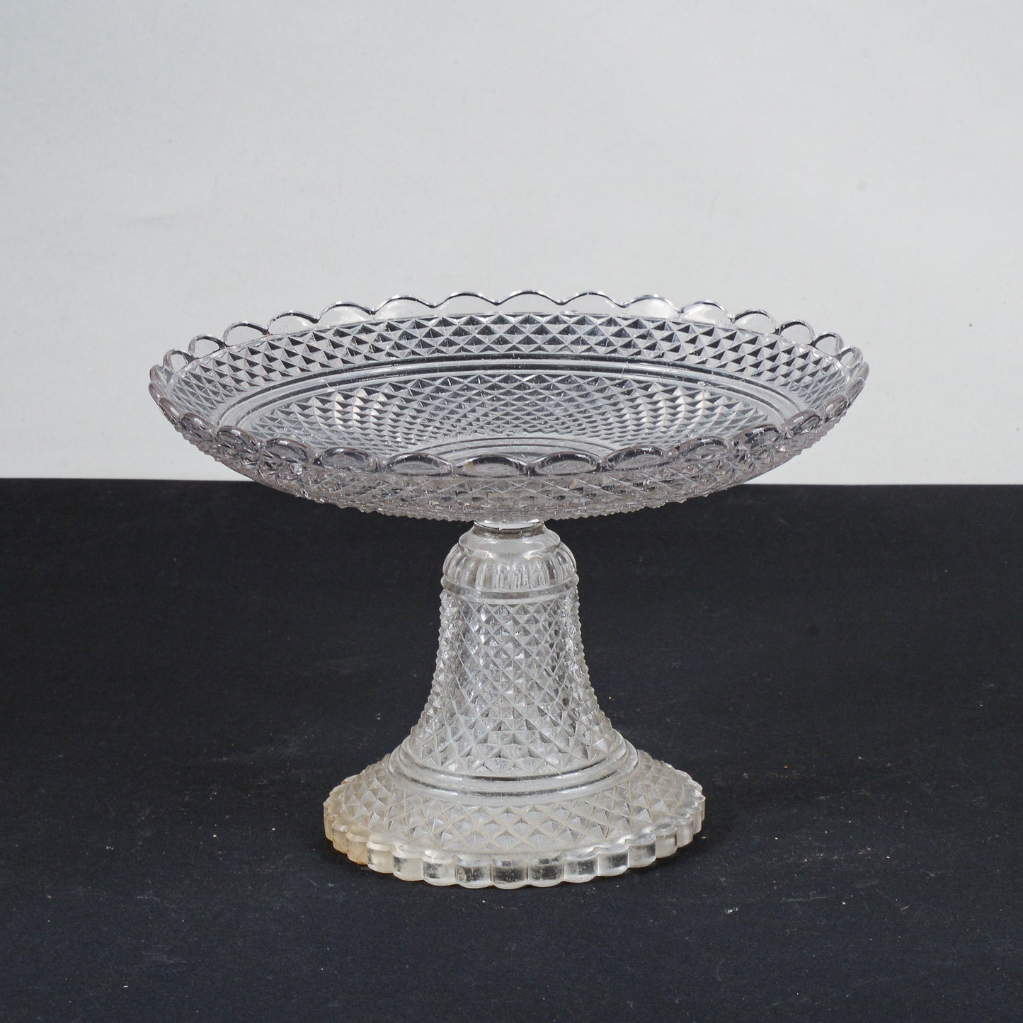 Alzatina in vetro smerigliato firmata Cecchi & Co Firenze  Italia 1950