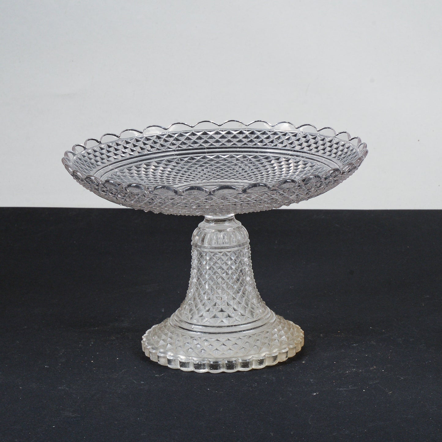 Alzatina in vetro smerigliato firmata Cecchi & Co Firenze  Italia 1950