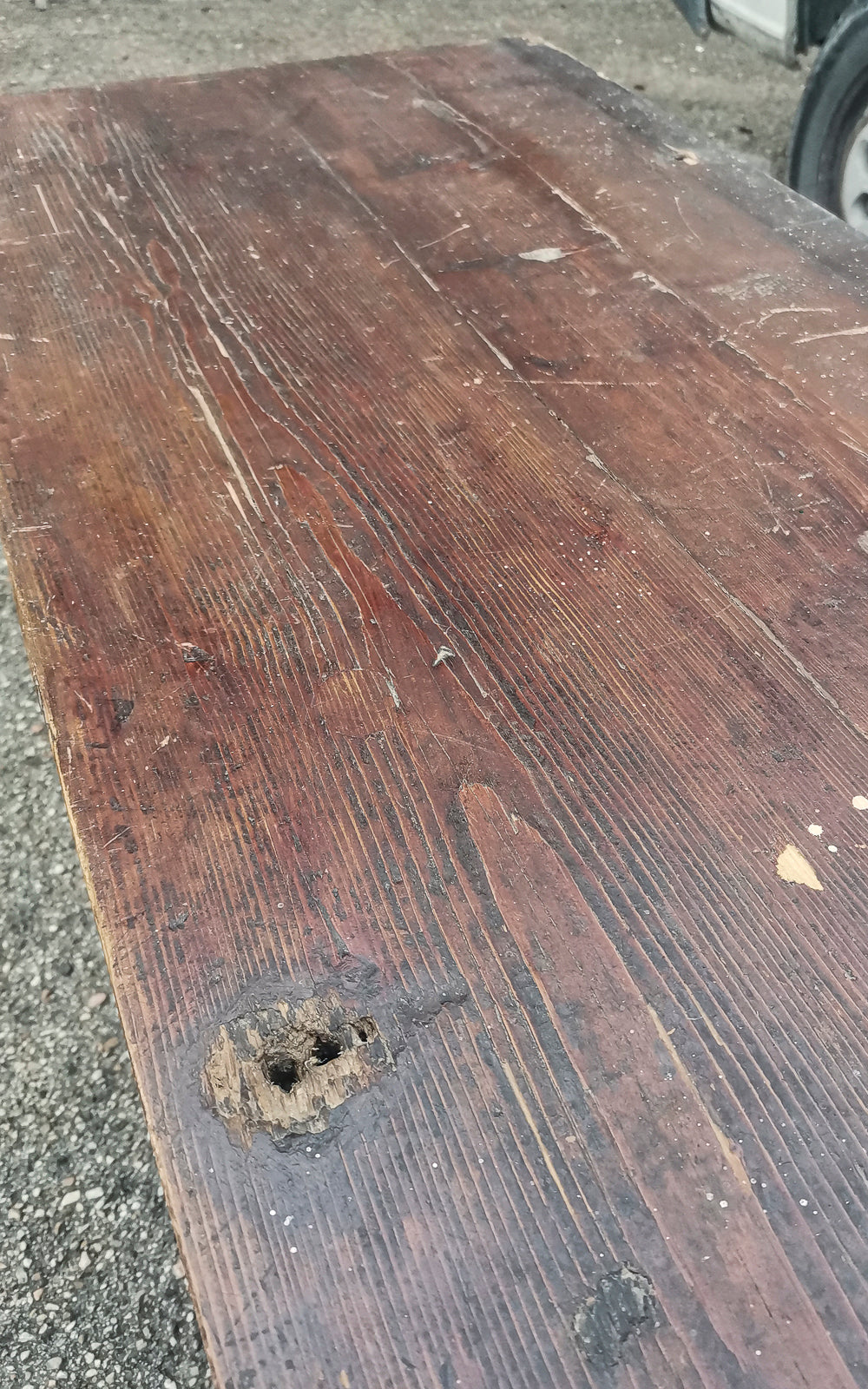 Cassa antica in legno massello con fronte dipinto  epoca 800
