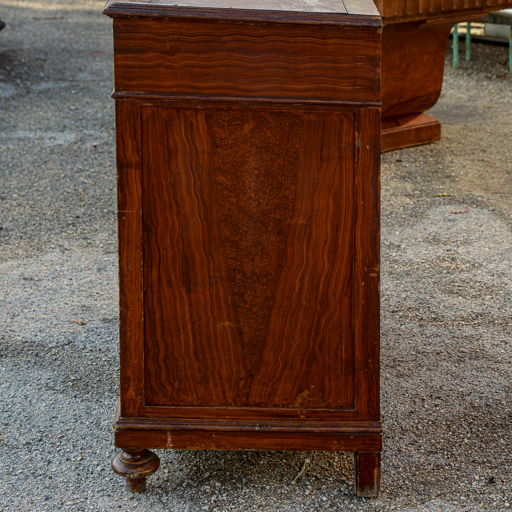 Credenza cassetto e 2 ante in legno di abete laccato Italia epoca 1800