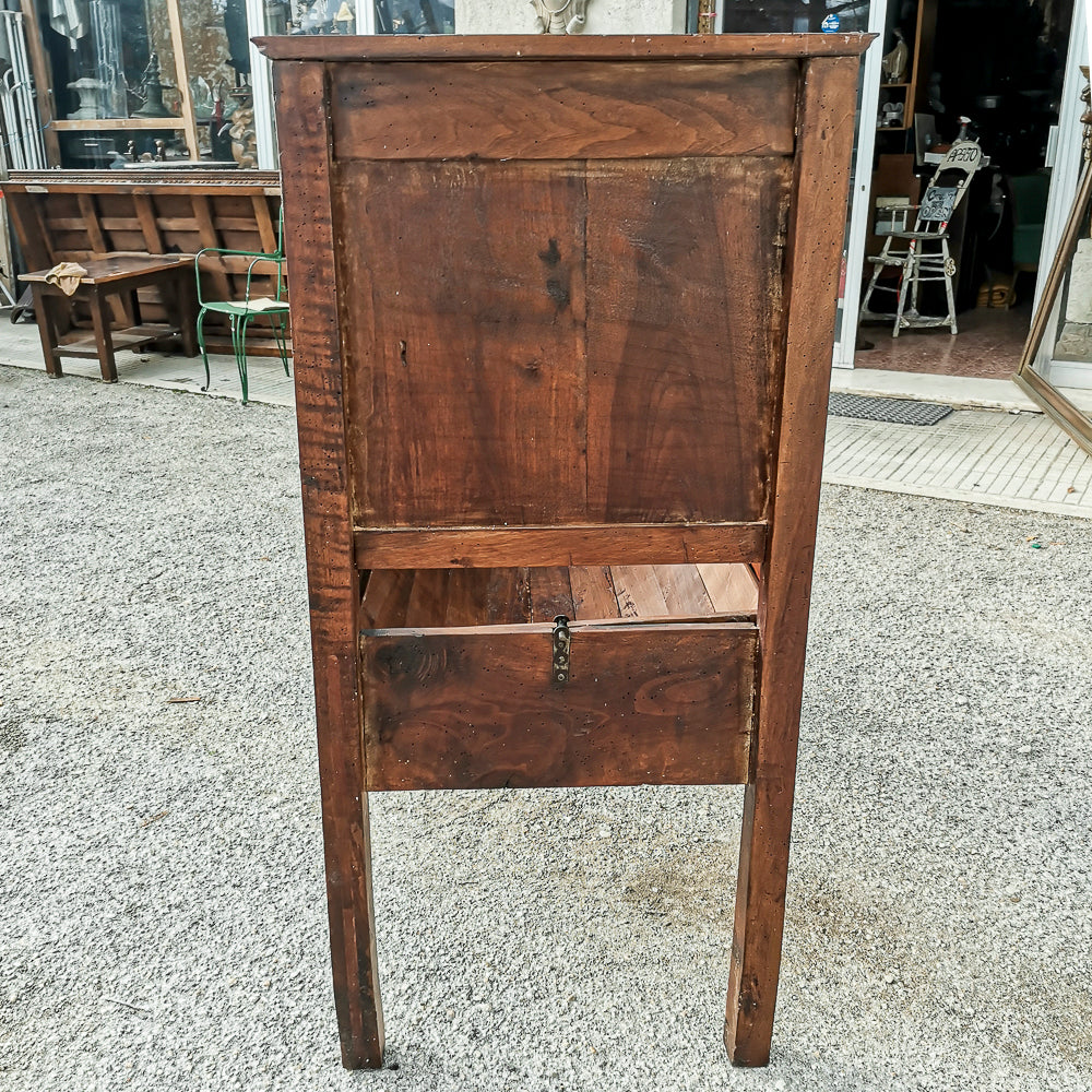 Culla letto in legno massello con struttura interna basculante e balaustre pieghevoli apribili Italia epoca
