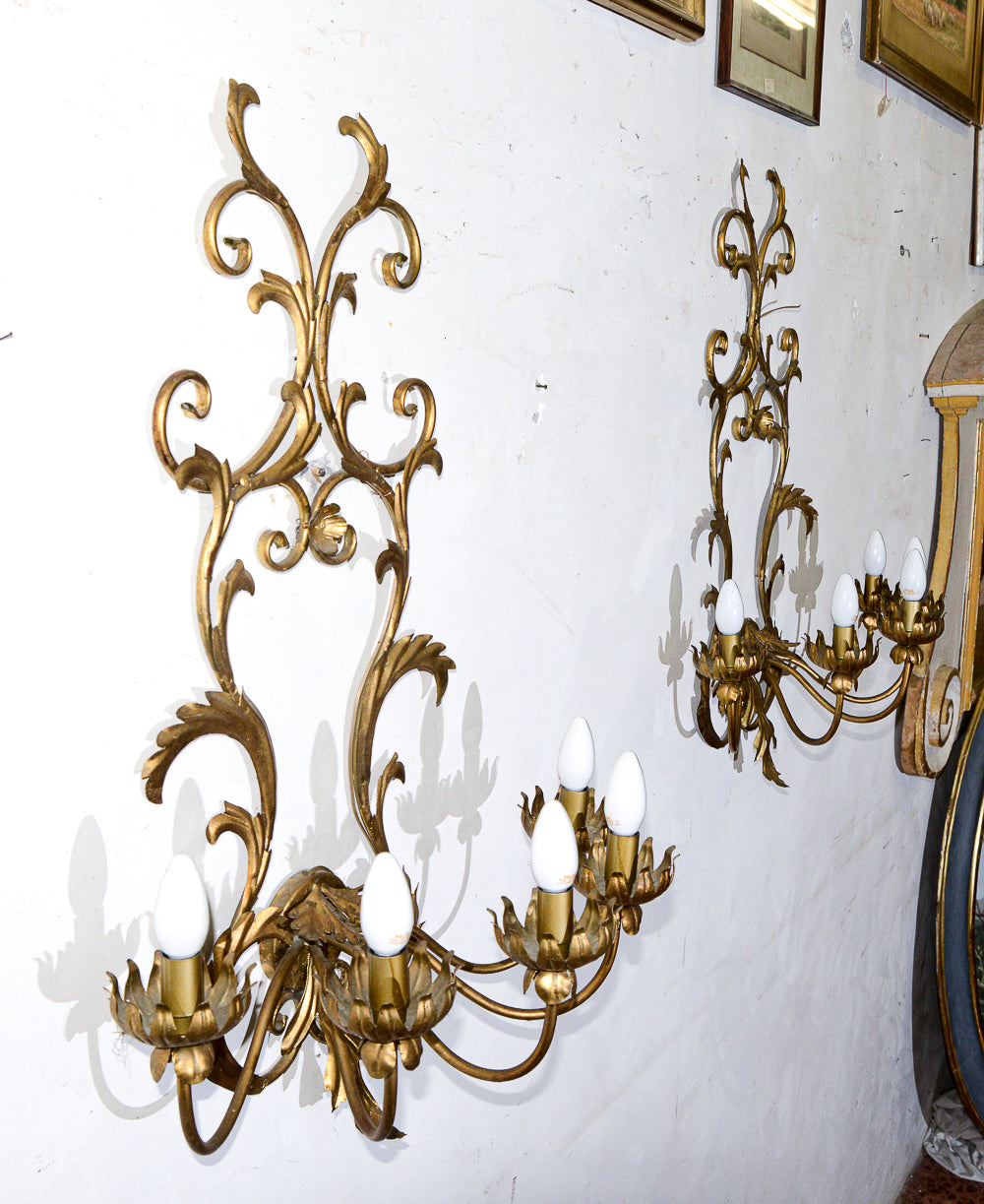 lampada applique in ferro battuto decorato dorato a 5 luci stile Banci Firenze