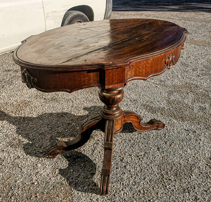 tavolo piano mosso con piede tornito e scolpito