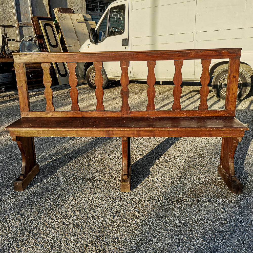 panca in legno con decori a colonna stilizzata primo 900