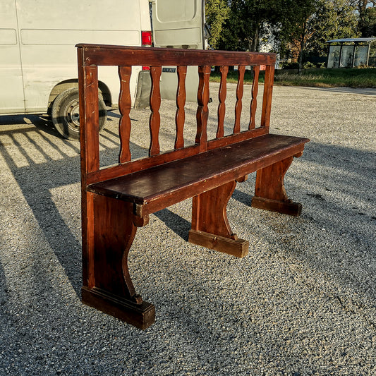 panca in legno con decori a colonna stilizzata primo 900
