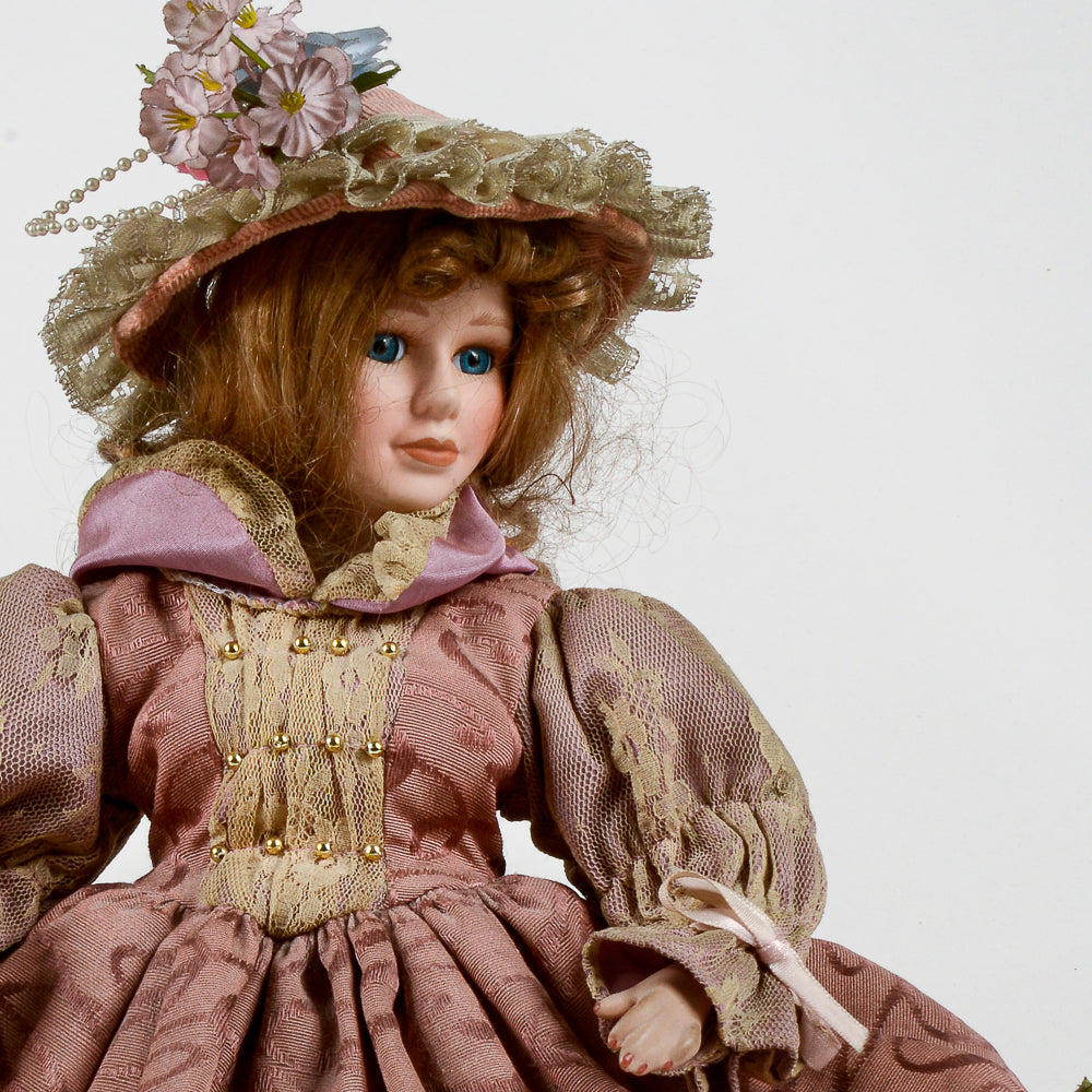 Bambola in ceramica Victorian Dolls - Bambola Ruby Victorian Dolls - Italia