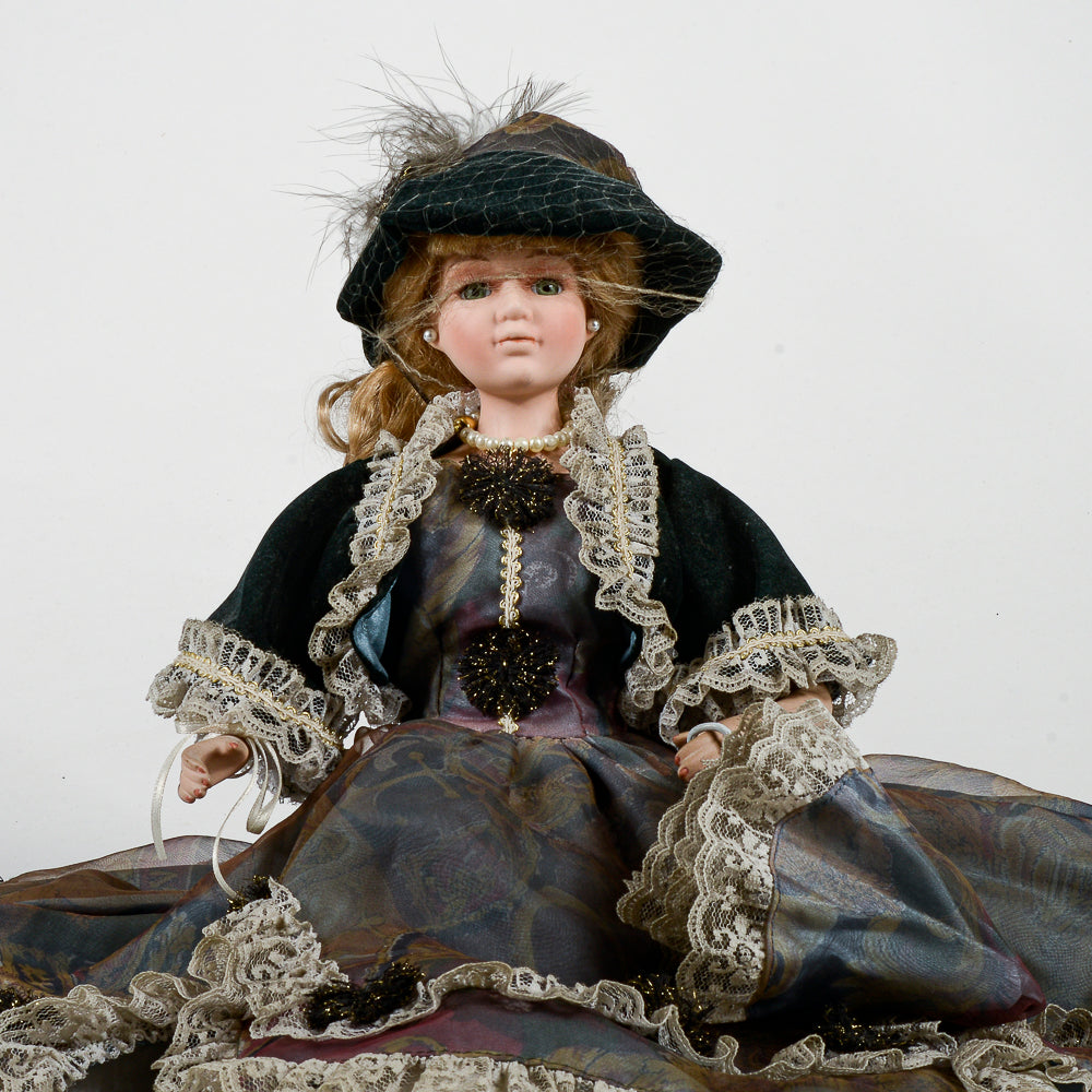 Bambola in porcellana Victorian Dolls - Rebecca Bambola Victorian Dolls - Italia