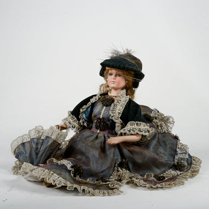 Bambola in porcellana Victorian Dolls - Rebecca Bambola Victorian Dolls - Italia