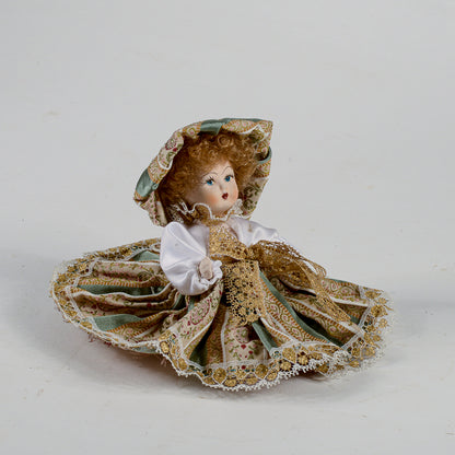 Bambola vintage in biscuit di porcellana serie Capodimonte